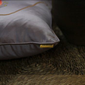 Gối thêu hoa sen - Gối thêu cao cấp