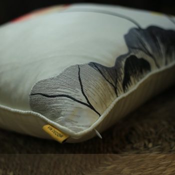 Gối thêu hoa sen - Gối thêu cao cấp