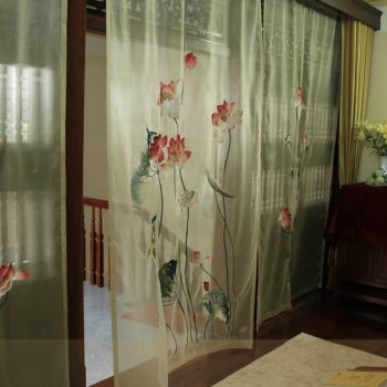 rèm phòng thờ thêu sen