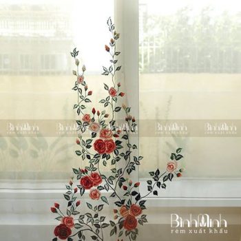 Rèm thêu hoa hồng leo