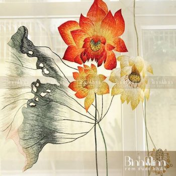 Mẫu rèm thêu hoa sen cao cấp: Sen rủ