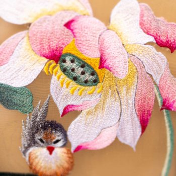 Tranh thêu hoa sen - Tranh thêu tay cao cấp Bình Minh