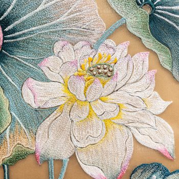 Tranh thêu sen nghệ thuật - Tranh thêu cao cấp Bình Minh