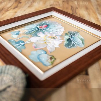 Tranh thêu sen nghệ thuật - Tranh thêu cao cấp Bình Minh
