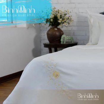 Bộ chăn ga gối thêu hoa cúc