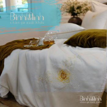 Bộ chăn ga gối thêu hoa cúc