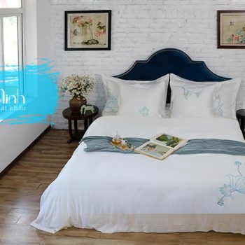 Bộ chăn ga gối thêu hoa sen