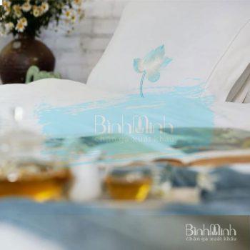 Bộ chăn ga gối thêu hoa sen