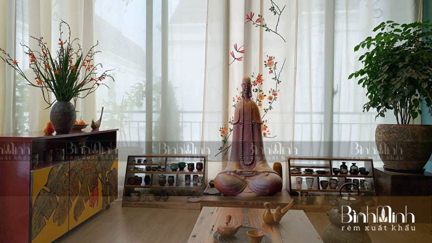 Rèm phòng thờ truyền thống