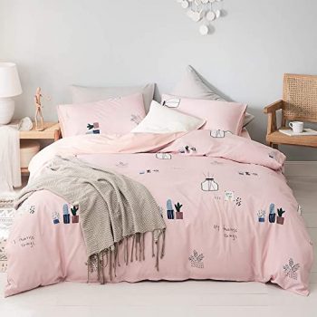 Top 5 mẫu ga giường màu hồng đẹp lung linh cho các nàng