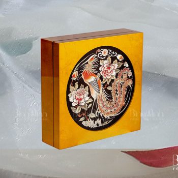 Hộp gỗ sơn mài tranh thêu Phượng – HSM05