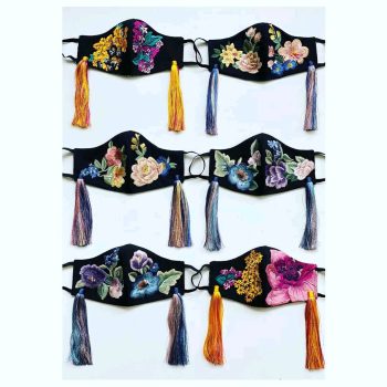 Khẩu trang thêu tay họa tiết